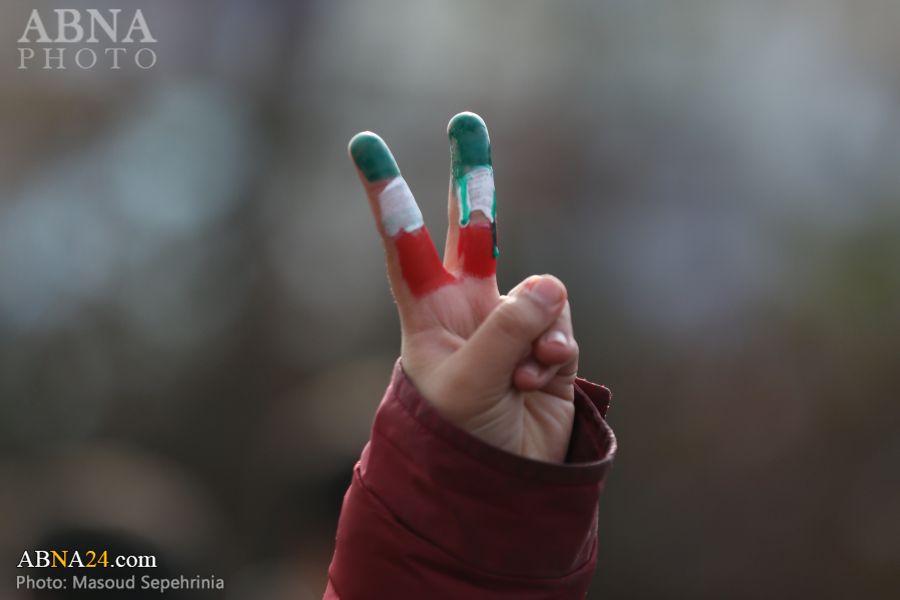 تصویری رپورٹ: ایران کے اعلی حکام کی 22 بہمن کی ریلی میں شرکت