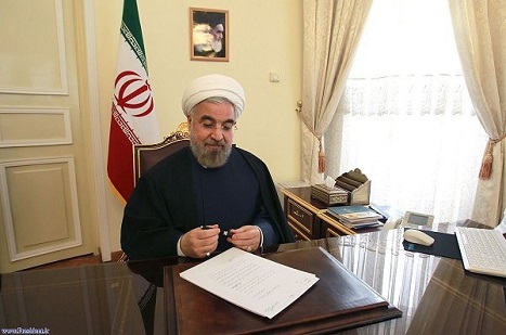 Ruhani: İnkılap Rehberinin stratejik bildirisi hükümetin önceliği olacak