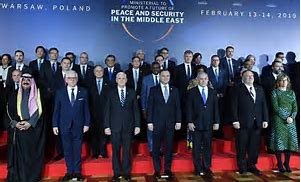 Ang Warsaw ay lumilikha ng dibisyon 