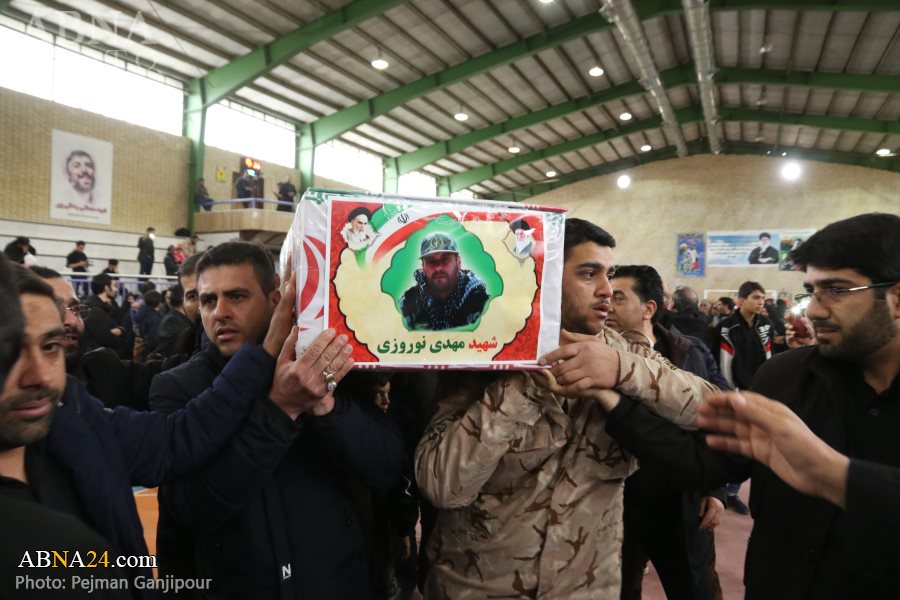 تقرير مصور/ دموع وألم في وداع جثامين شهداء الهجوم الارهابي في زاهدان