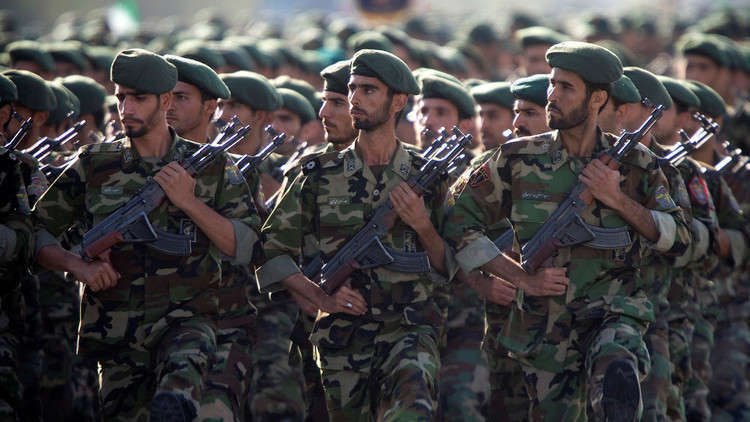 حرس الثورة يدمر اوكارالإرهابیین الضالعين بتفجير زاهدان