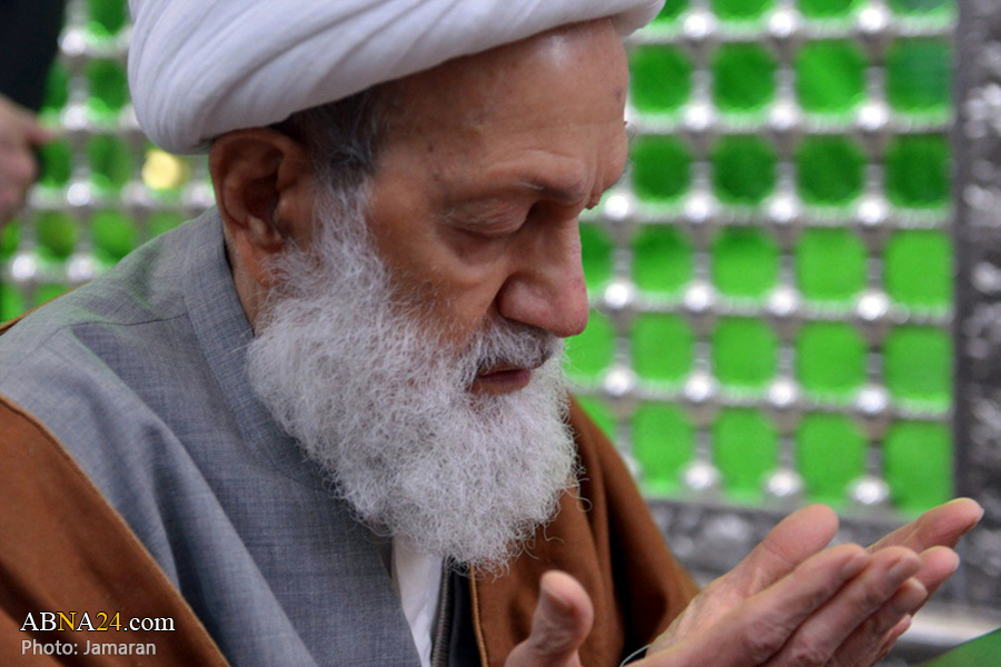 زيارة "آية الله عيسى قاسم" لمرقد الامام الخميني + (صور)