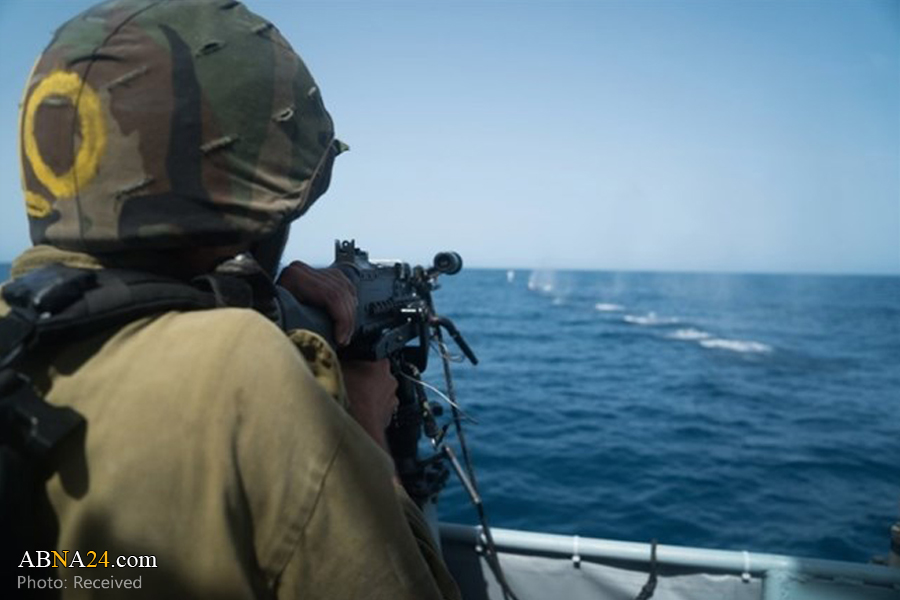 Israeli forces injure fisherman, detain four others in Gaza