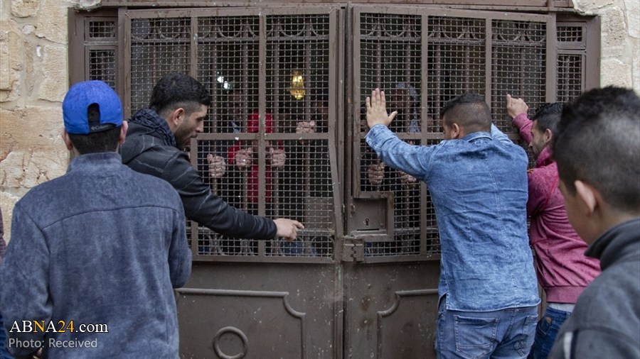 إعادة فتح "باب الرحمة" بالمسجد الأقصى بعد إغلاقه لساعات + (صور)