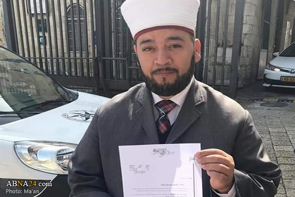 Israel bans Waqf official from entry to Al-Aqsa, detains guard