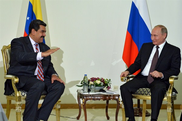 Rusia Ikrar Sokong Maduro
