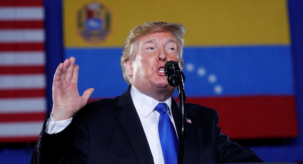 Chanceler da República Bolivariana considera Donald Trump 'chefe da oposição venezuelana'