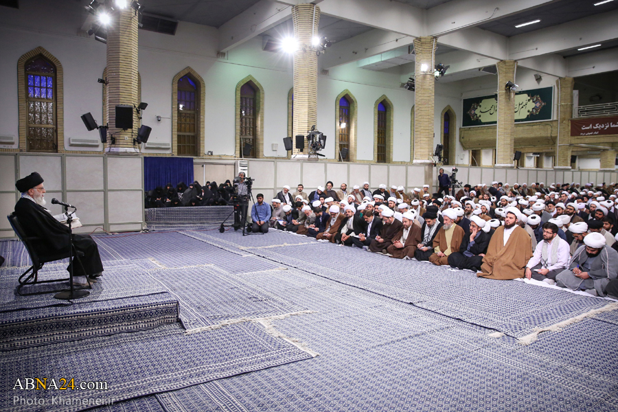 رہبر انقلاب اسلامی: ایرانی حکام کو مایوسی ، سستی اور غفلت کو اپنے سے دور رکھنا چاہیے
