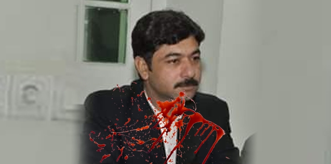 نماز جمعہ کی ادائیگی کے بعد دفتر جاتے ہوئے شیعہ وکیل تکفیری دہشت گردوں کی فائرنگ سے شہید