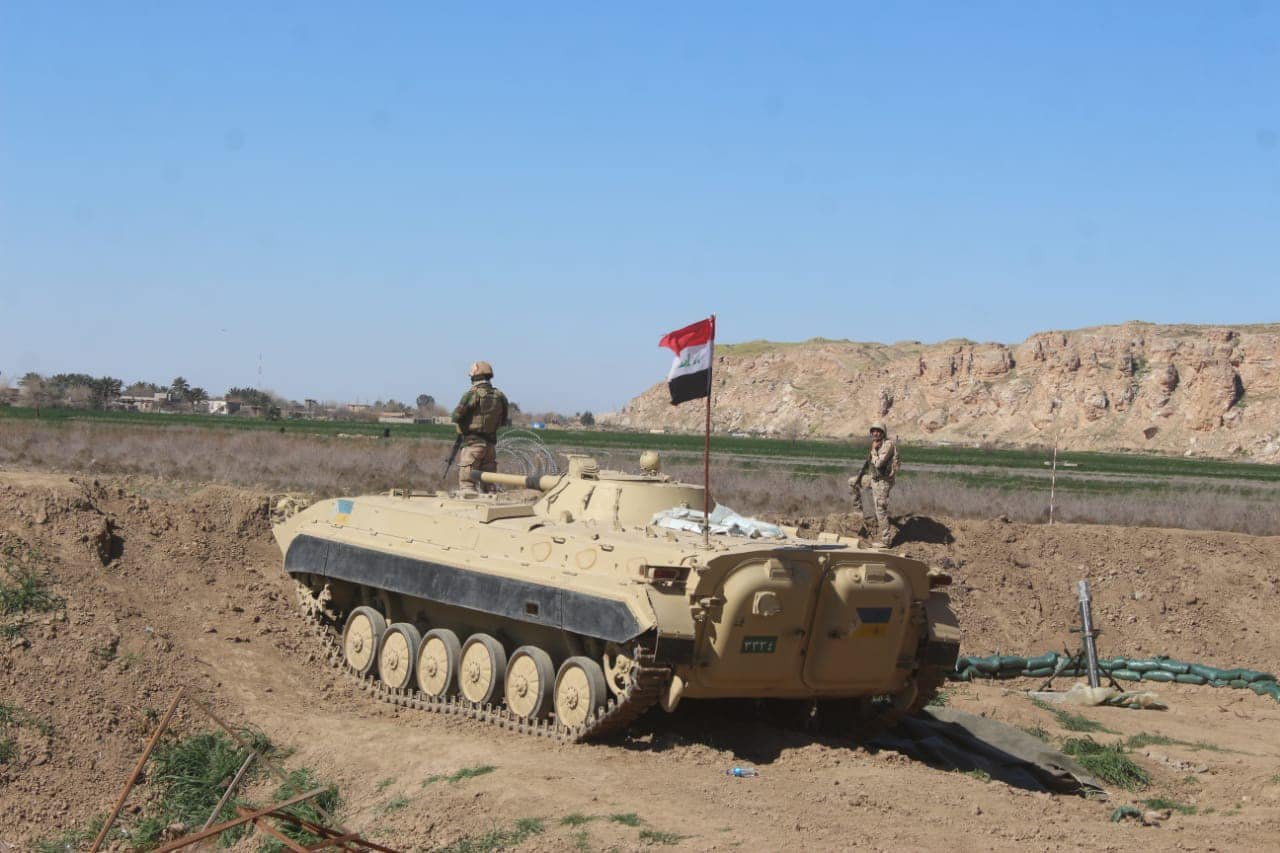 انتشار الجيش العراقي على الشريط الحدودي مع سوريا بعد الهجوم على آخر معاقل داعش