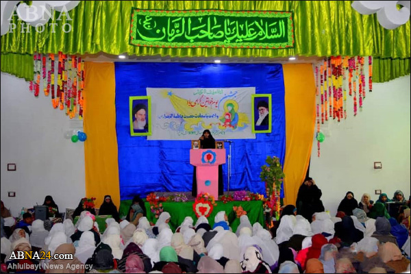 تقرير مصور/ شيعة الهند يحتفلون بمناسبة ولادة السيدة "فاطمة الزهراء" (ع)