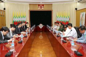 AA ၏အားနည္းခ်က္ေၾကာင့္ ၿငိမ္းခ်မ္းေရးျဖစ္စဥ္ အဟန္႔အတားျဖစ္ေနဟု တ႐ုတ္အထူးကိုယ္စားလွယ္ဆို