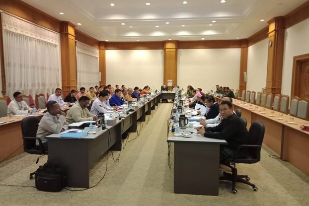 ဖြဲ႔စညး္ပံုျပင္ဆင္ေရးေကာ္မတီ အခန္း (၁)ပါ အေျခခံမူမ်ားကို စတင္ေလ့လာေဆြးေႏြး