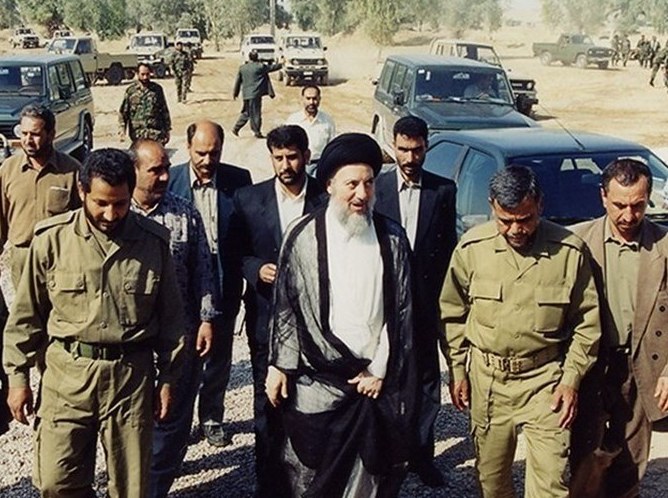 احتشاد في النجف الاشرف في الذكرى الـ16 لاستشهاد "السيد باقر الحكيم"