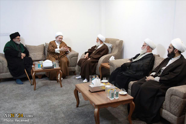 Photos: Sheikh Isa Qassim meets Ayatollah Araki in Qom
