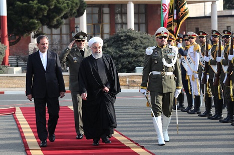 Ruhani Irak gezisini başlattı; Trump'ın gizli ziyaretiyle alay etti!