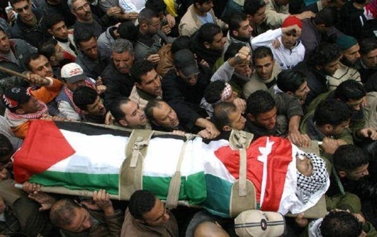 استشهاد شاب فلسطيني في خانيونس واعتقالات بـ"الضفة الغربية المحتلة"