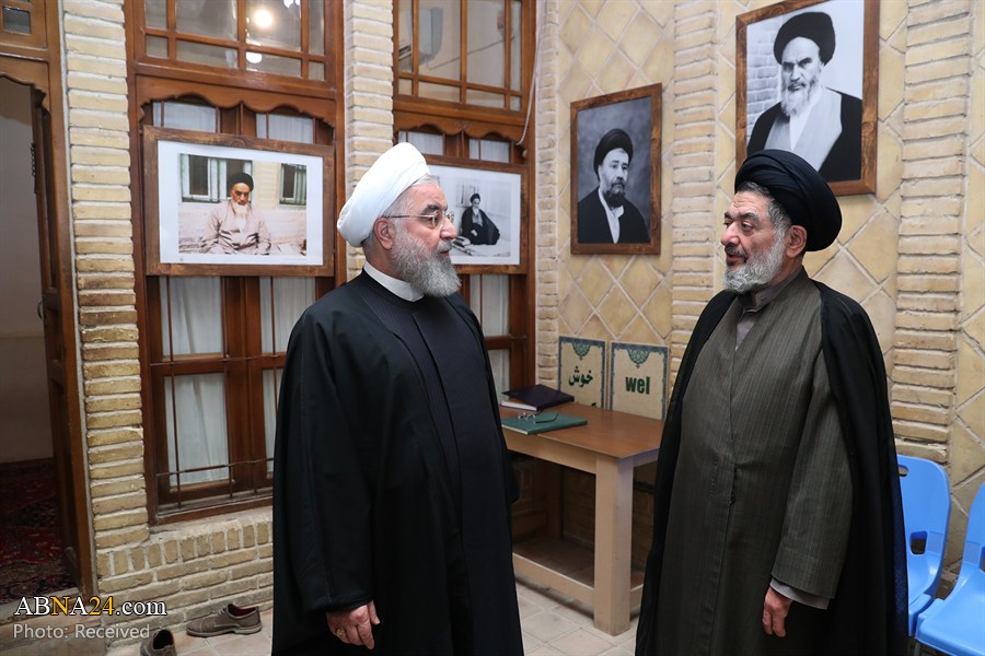 Photos: Iran's President visits Imam Khomeini’s house in Najaf City