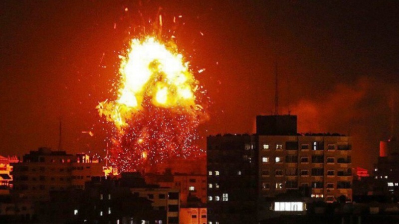 イスラエル軍が、過去２４時間でガザ地区内の１００箇所以上を爆撃