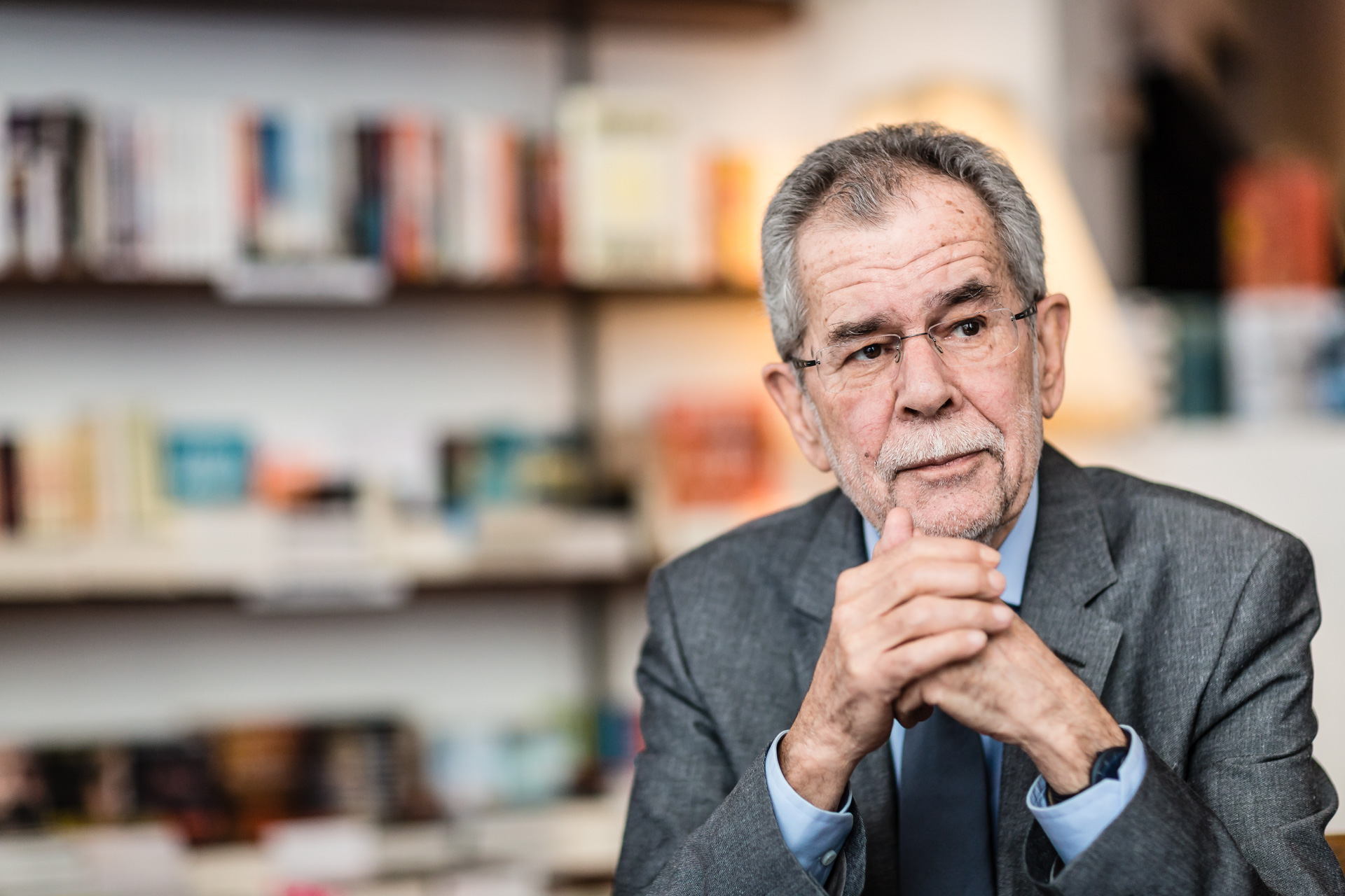 Presidente austriaco: “Los europeos no tienen que bailar cuando Trump silba” 