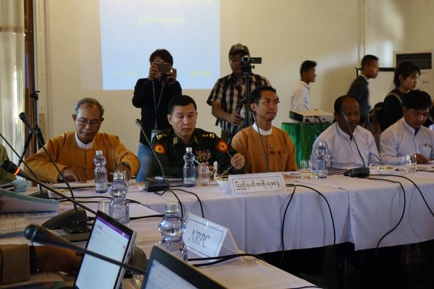 ဗုိလ္ခ်ဳပ္ေၾကး႐ုပ္ကိစၥ လြိဳင္ေကာ္ၿမိဳ႕တြင္ ၅ ပြင့္ဆိုင္ ေတြ႔ဆုံေဆြးေႏြး