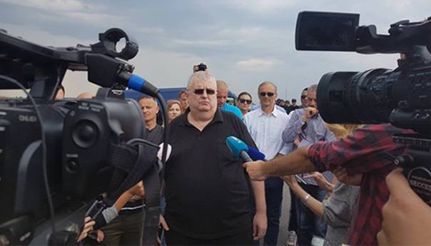 Svaka kazna Karadžiću je premala
