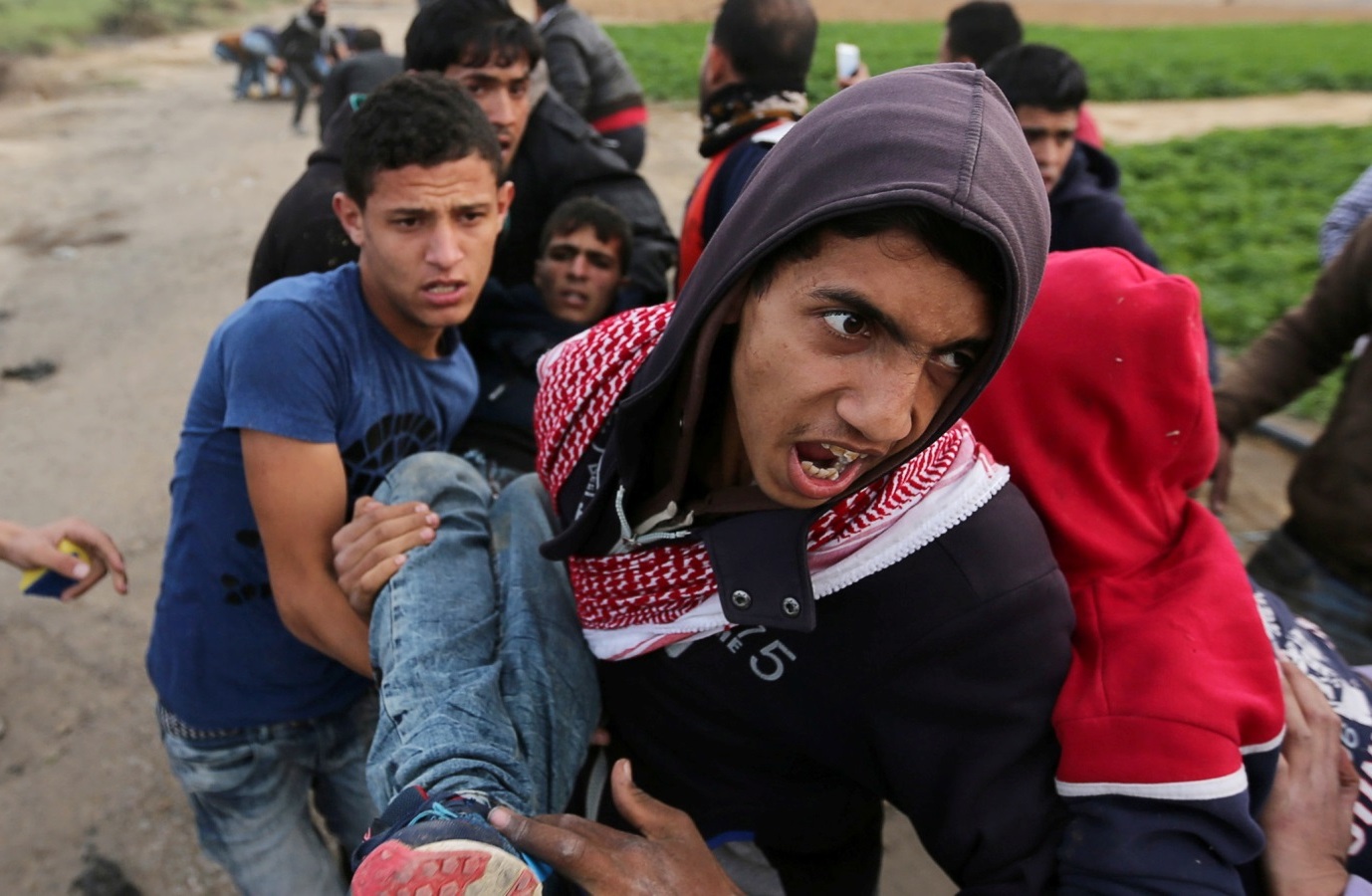 إصابة فلسطيني برصاص الاحتلال شرق البريج وسط "غزة"
