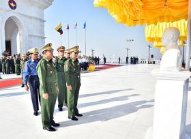 ေအာင္ဆန္းသူရိယဘြဲ႕ရရွိသူေျခာက္ဦး၏ ႐ုပ္တုမ်ားကို ေနျပည္ေတာ္၌ ပထမဆံုးဖြင့္လွစ္ သမၼတေဟာင္း ဦးသိန္းစိန္အပါအဝင္ အၿငိမ္းစားတပ္မေတာ္အ