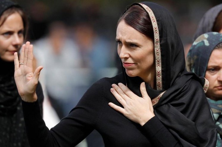 رئيسة وزراء نيوزيلندا تتحدث عن تجربة "إرتداء الحجاب"