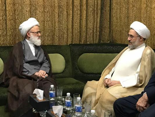  آية الله الاراكي والمرجع اليعقوبي يؤكدان ضرورة انفتاح البحث الفقهي خصوصا ما يطرح اليوم في حوزة قم