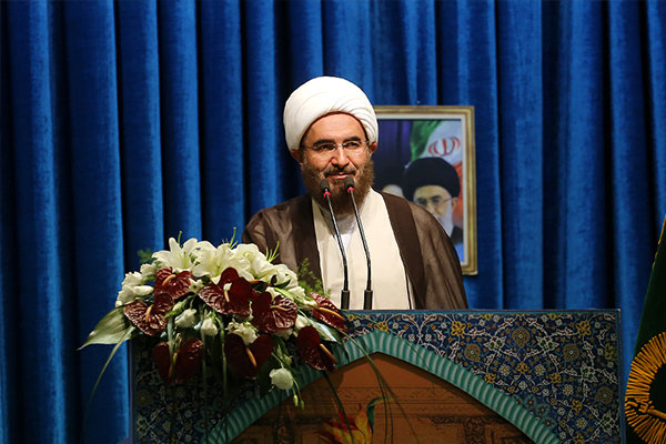 "قائد الثورة الاسلامية" توقع الحرب الاقتصادية على إيران منذ أعوام طويلة