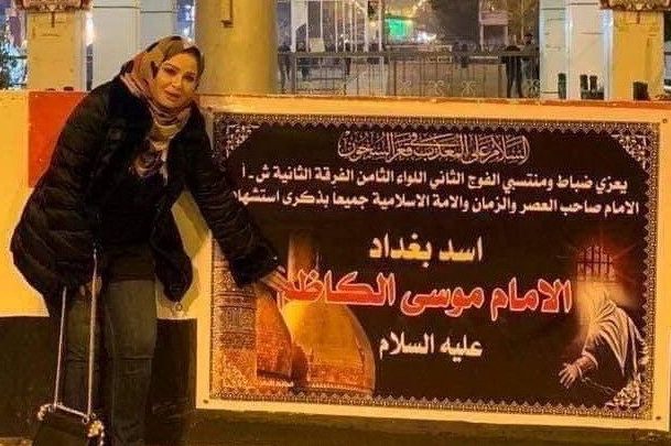 فنانة مصرية ترتدي "الحجاب" في حضرة الامام الكاظم (ع) بالعراق + (صور)