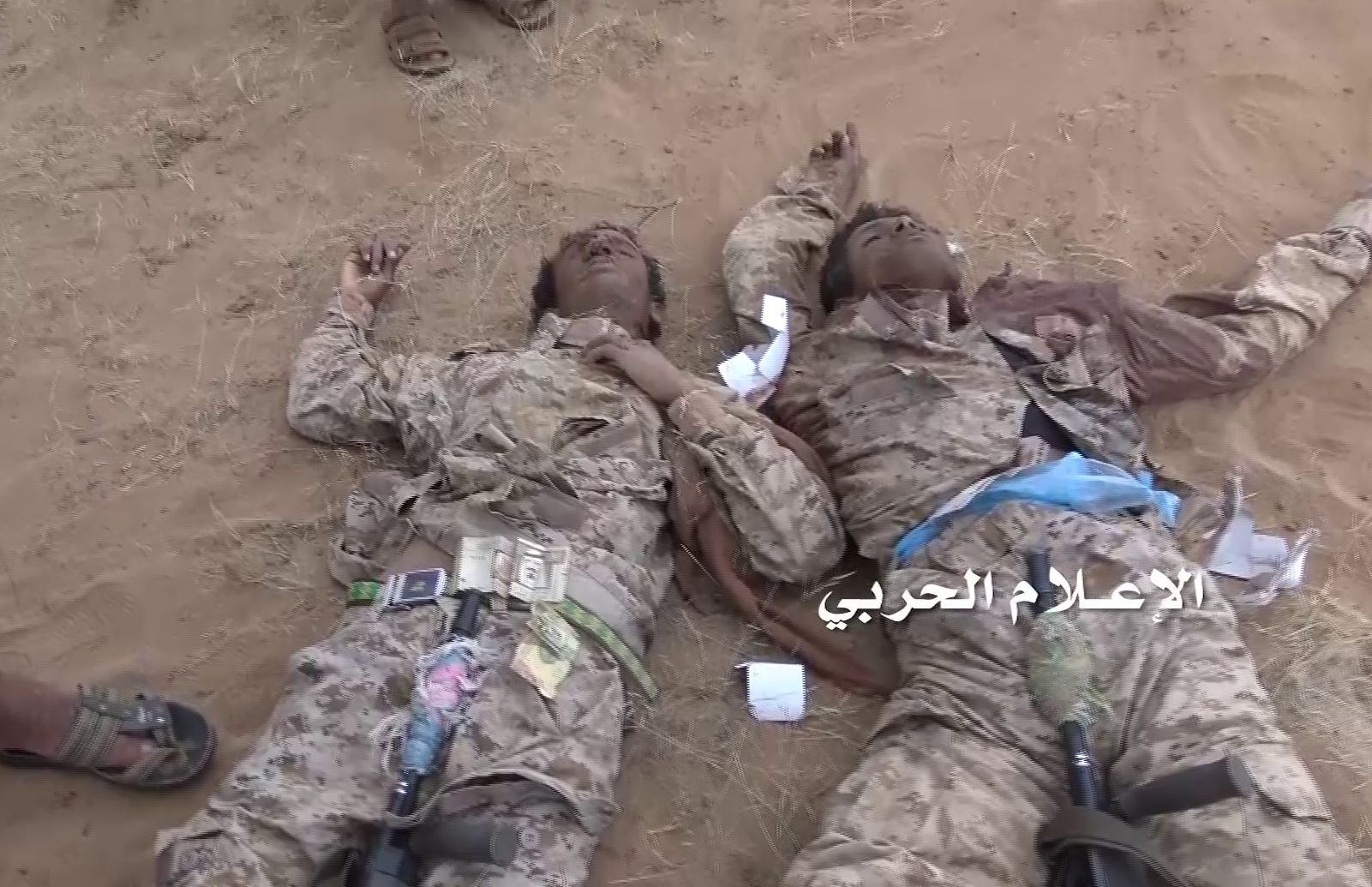 تطهير عدد من المواقع العسكرية قبالة "نجران"