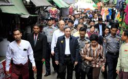 လွည္းတန္းေစ်း လာသည့္ ထုိင္းဒု၀န္ႀကီးခ်ဳပ္
