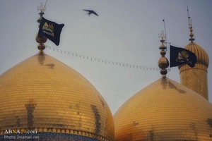 Траурная церемония служителей священной усыпальницы в годовщину мученической гибели имама Казима(а) 