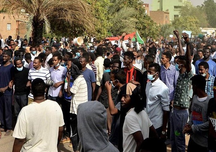 بيان عاجل من "الحكومة السودانية" بعد ارتفاع عدد القتلى