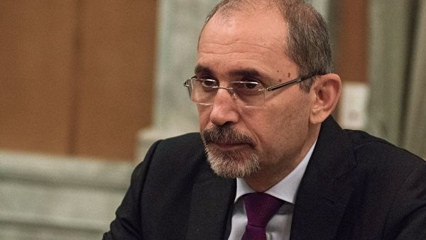 Сирия должна вернуться в арабскую семью сильной, считает глава МИД Иордании