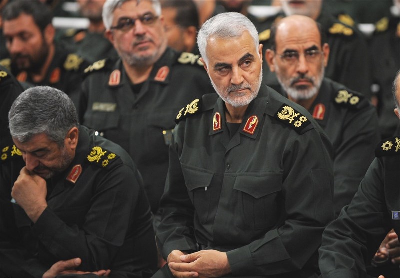 "اللواء قاسم سليماني" يدعو الشباب المتحمسين للدفاع عن المراقد الى اغاثة خوزستان