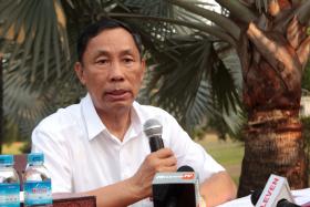 ကုိယ္ပုိင္စုေဆာင္းေငြကုိအေျခခံ၍ ပါတီေထာင္သည္ဟု သူရဦးေရႊမန္းေျပာ တပ္မေတာ္ႏွင့္ လူတစ္ဦးခ်င္းကိစၥ ခြဲျခားမသိသမွ် အမ်ိဳးသားျပန္လည္