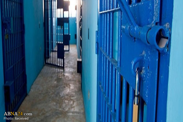 Two Bahraini detainees back on hunger strike over deprivation of medical treatment