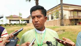 ေမာင္ေတာခ႐ိုင္အေထြေထြအုပ္ခ်ဳပ္ေရးမွဴး ဦးစုိးေအာင္ႏွင့္ ေတြ႕ဆုံျခင္း