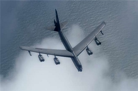 ABD terör ordusuna bağlı bombardıman uçağı düşürüldü