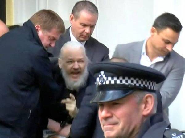 Assange Berdepan Hukuman Penjara Lima Tahun