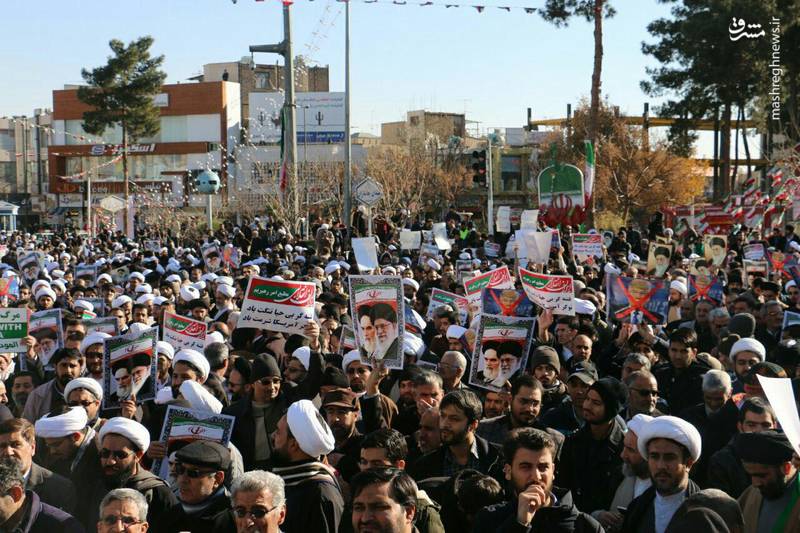 تظاهرات حاشدة بطهران رفضا لقرار ترامب ضد "حرس الثورة الاسلامية" + (فيديو)