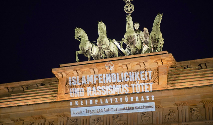Mehr als 800 Angriffe gegen Muslime und Moscheen in 2018