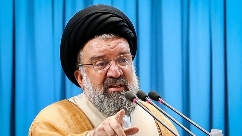 آیت‌ الله سید احمد خاتمی: امریکہ نے ایک بار پھر اپنی اصلیت دکھا دی
