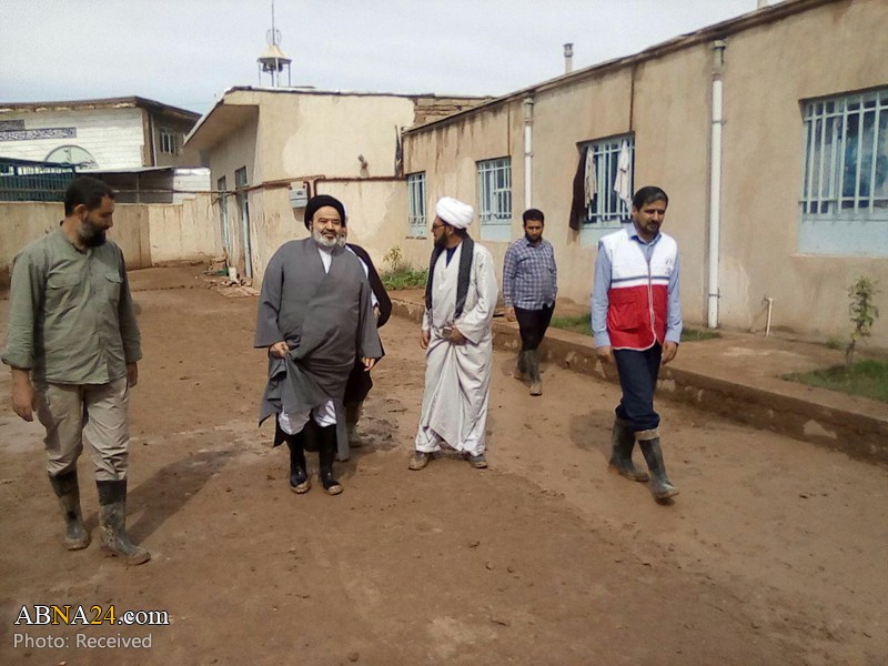 تقرير مصور/ عضو جمعية العامة للمجمع العالمي لأهل البيت (ع) يزور مناطق متضررة من السيول بايران