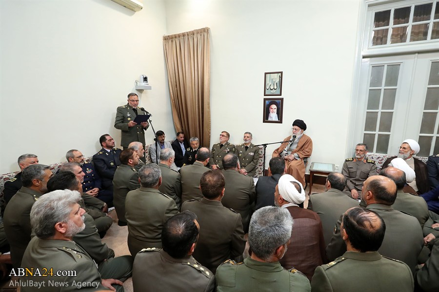 Berita Bergambar: Pertemuan Syed Ali Khamenei Dengan Para Pemimpin Tentera Iran
