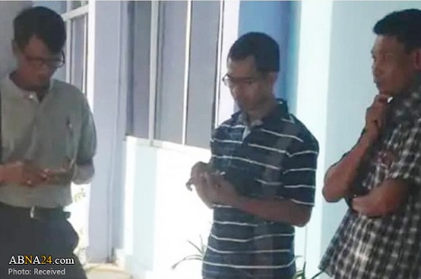 Malezya Şiilerinden "Muhammed Halid ibn Abdullah" Mefatih ve Kumeyl duası gibi kitapları bulundurduğu için yargılanıyor