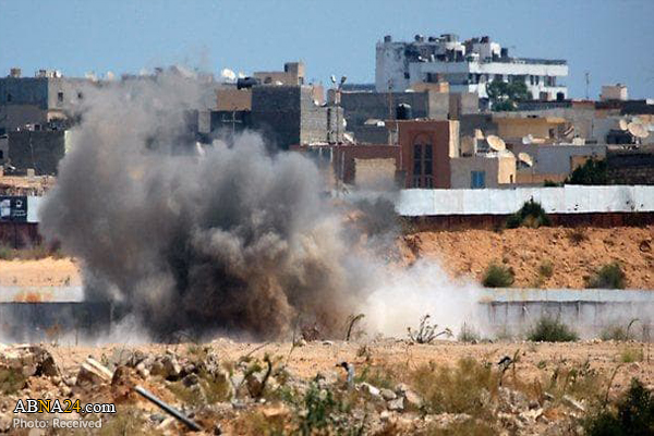 Blasts, airstrikes rock Tripoli amid fierce fighting